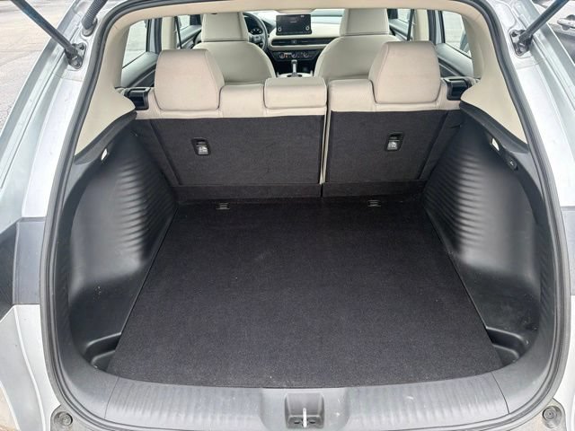 Used 2023 Honda HR-V LX image 9