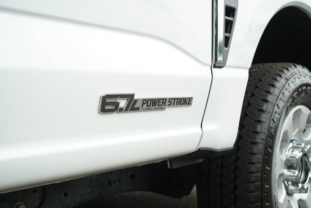 Used 2024 Ford F350 XLT w/ FX4 Off-Road Package AWD/4WD image 32