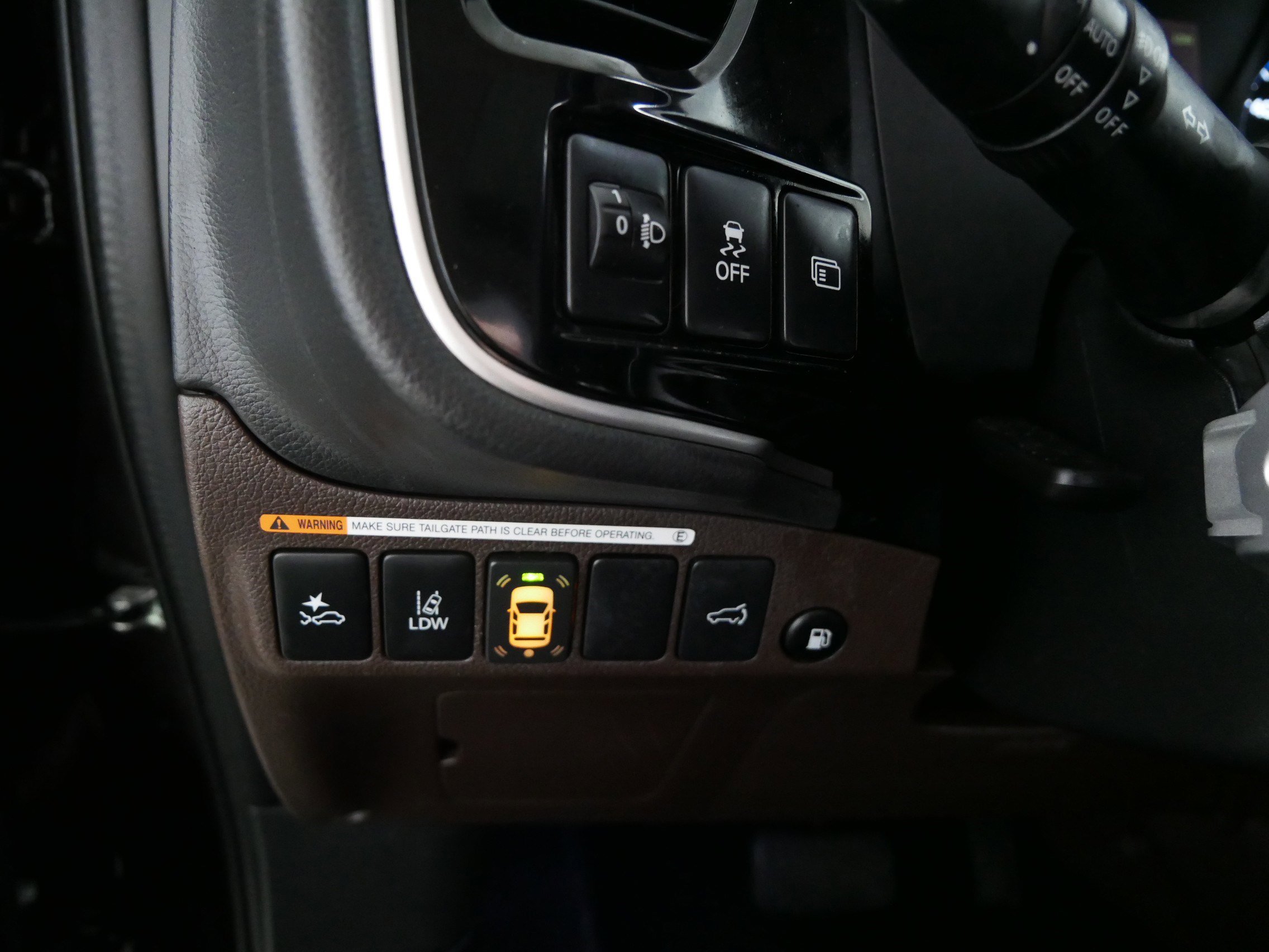 Used 2018 Mitsubishi Outlander GT image 26