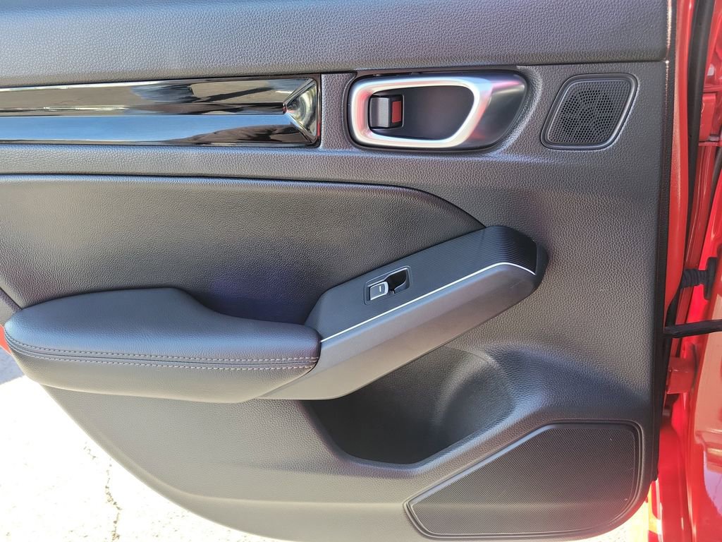 Used 2025 Honda Civic Sport image 14