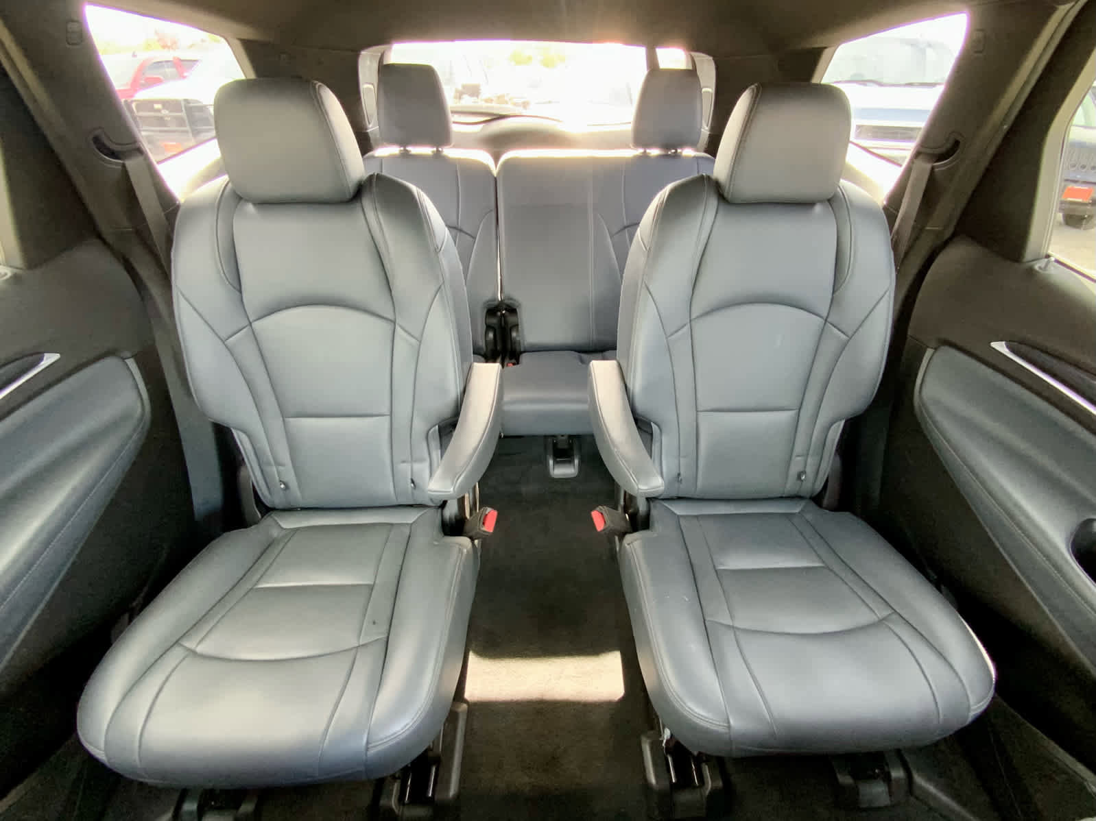 Used 2022 Buick Enclave Premium AWD/4WD image 29