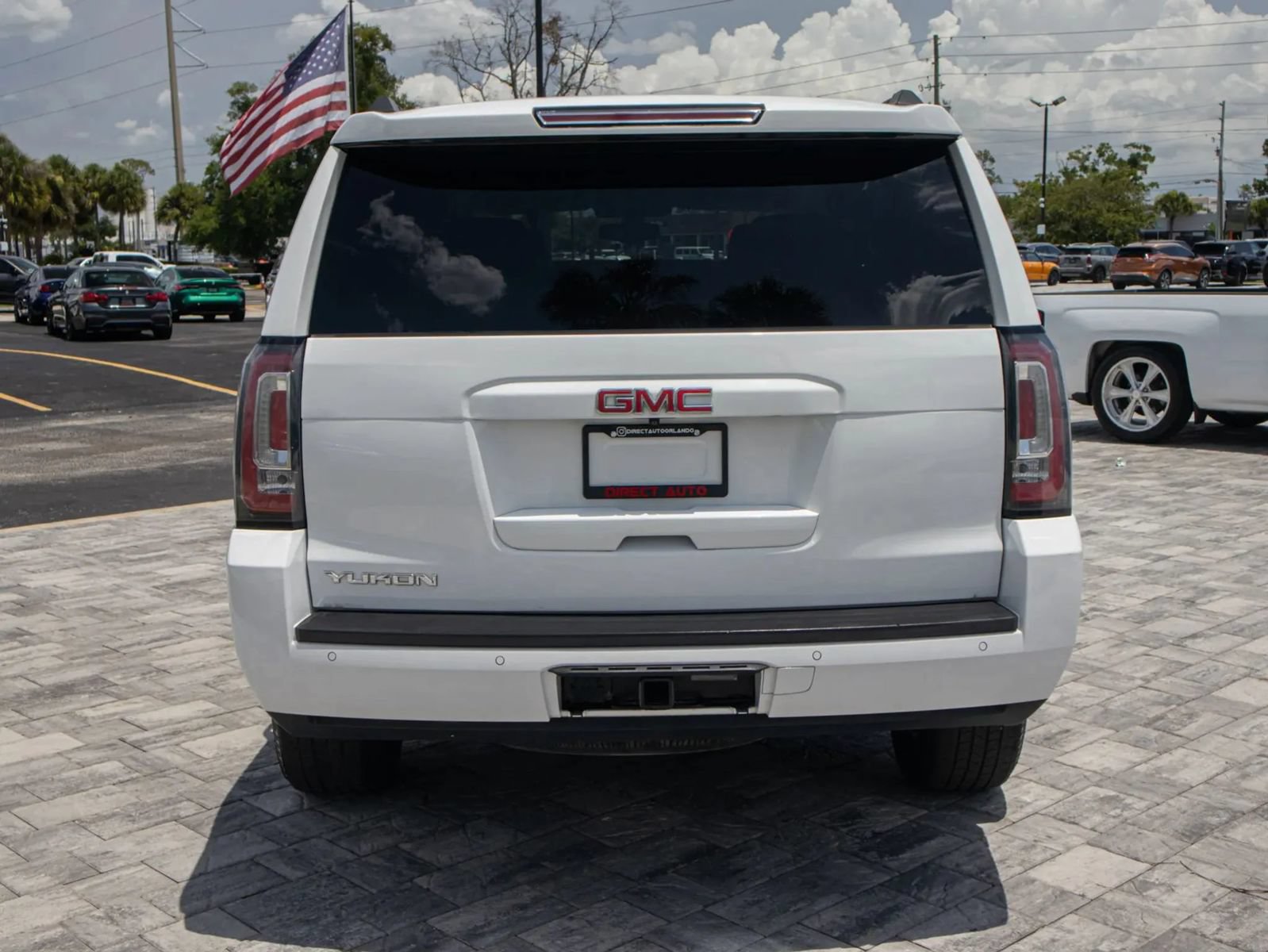 Used 2020 GMC Yukon SLE AWD/4WD image 6