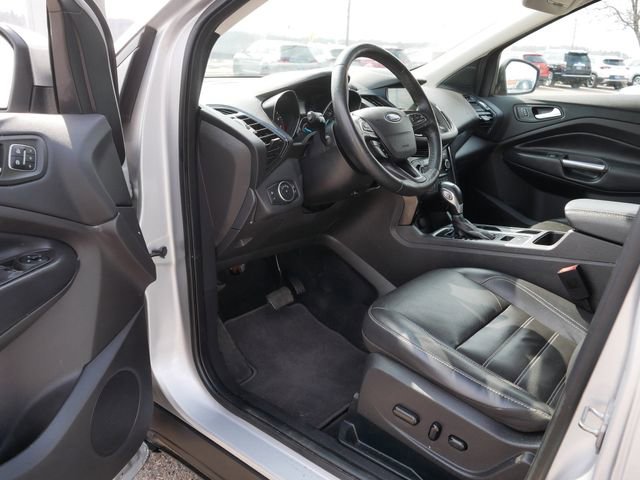 Used 2019 Ford Escape Titanium AWD/4WD image 12