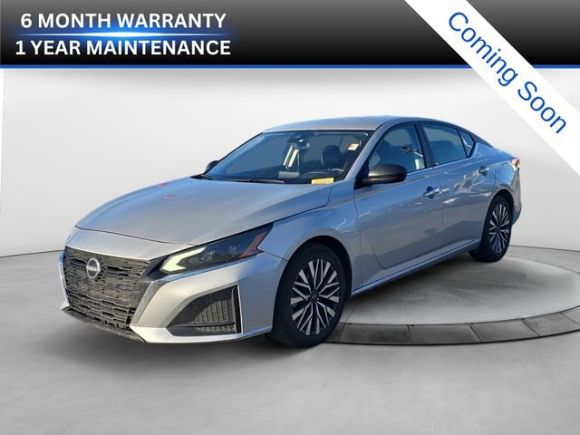 Used 2024 Nissan Altima 2.5 SV