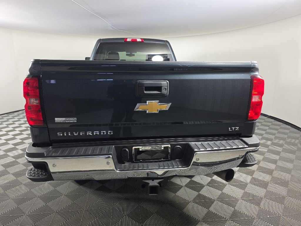 Used 2018 Chevrolet Silverado 2500 LTZ w/ Duramax Plus Package AWD/4WD image 4