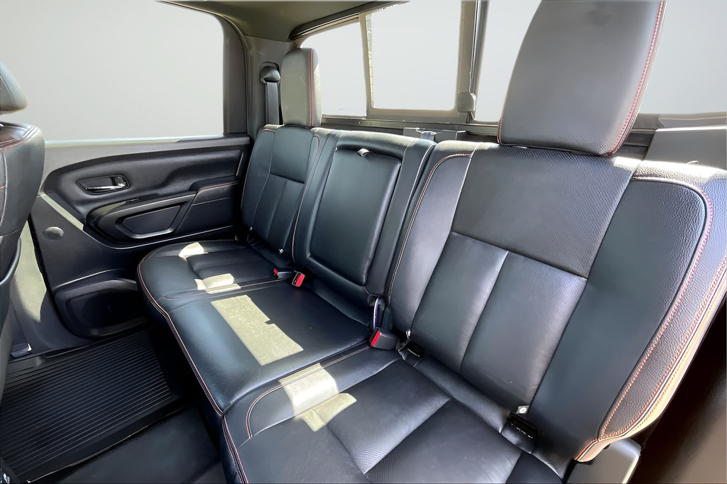 Used 2024 Nissan Titan PRO-4X w/ Pro-4x Convenience Package AWD/4WD image 19