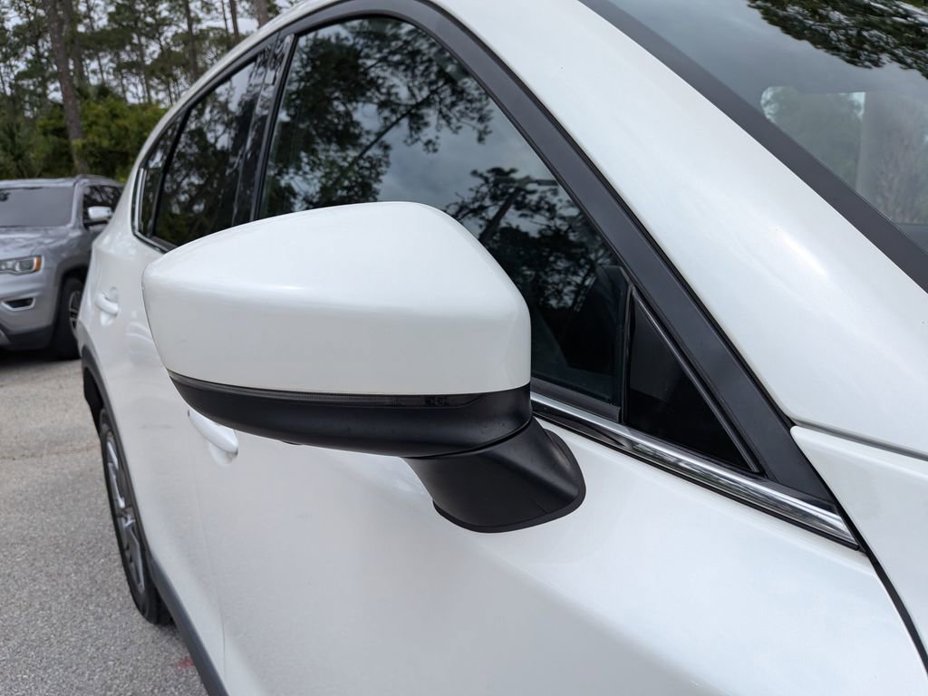 Used 2019 MAZDA CX-5 Signature image 11