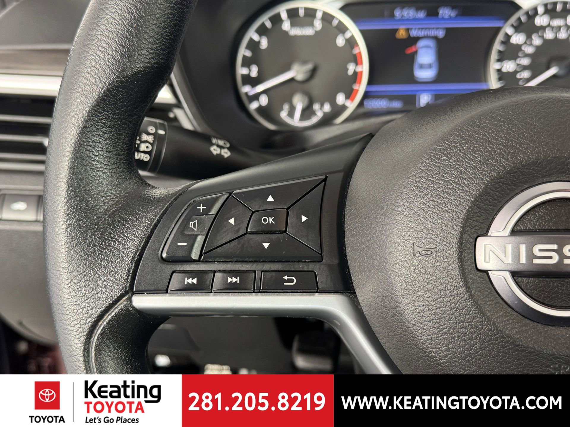 Used 2025 Nissan Altima 2.5 SV image 25