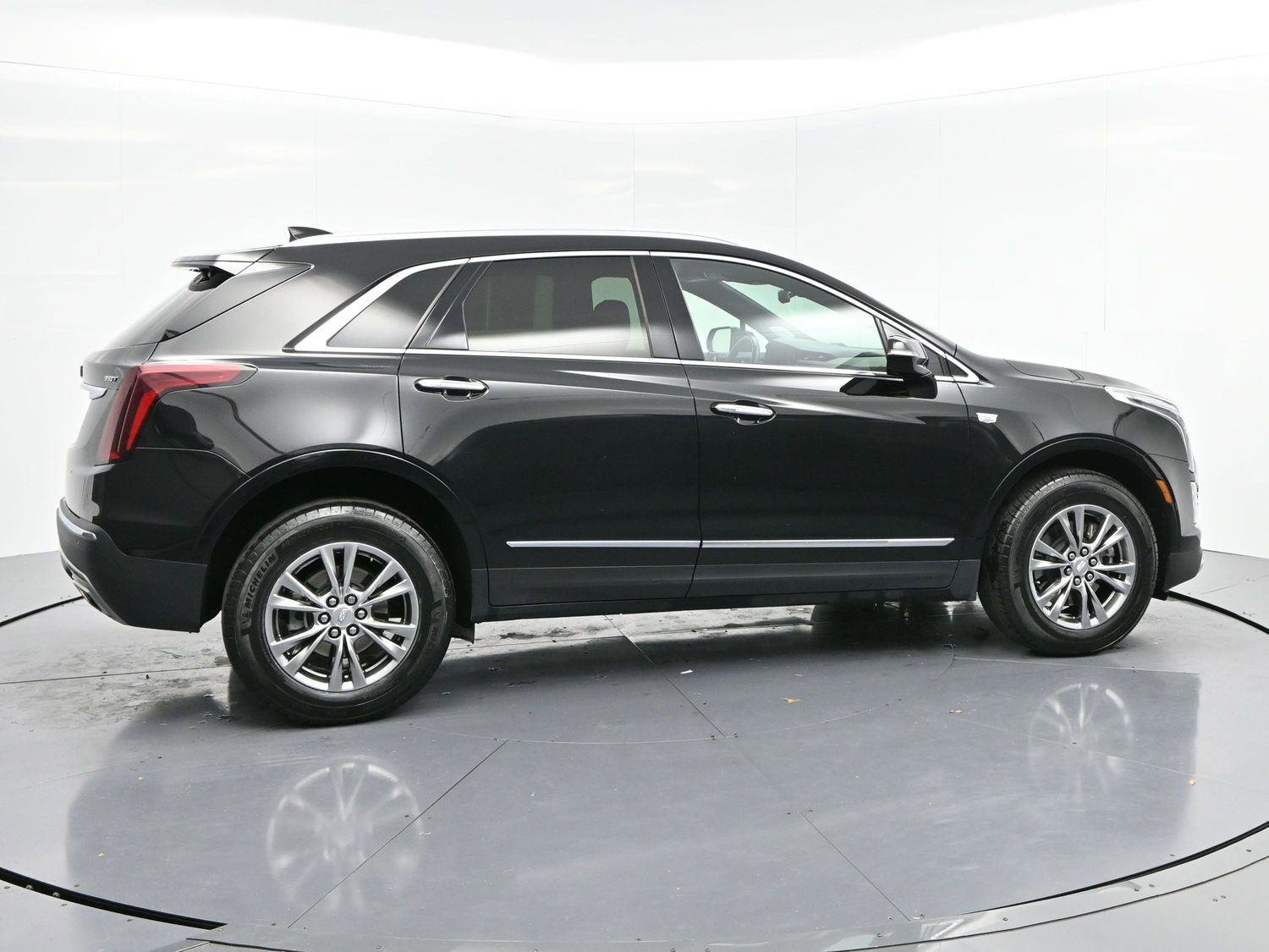 Certified 2023 Cadillac XT5 Premium Luxury image 8