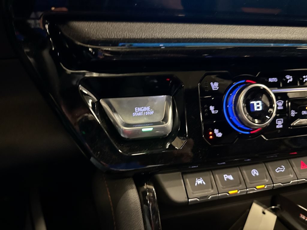 New 2026 GMC Sierra 1500 AT4 w/ AT4 Premium Package AWD/4WD image 17