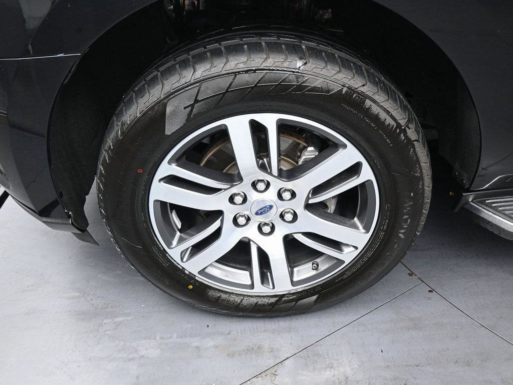Used 2023 Ford Expedition Limited image 46