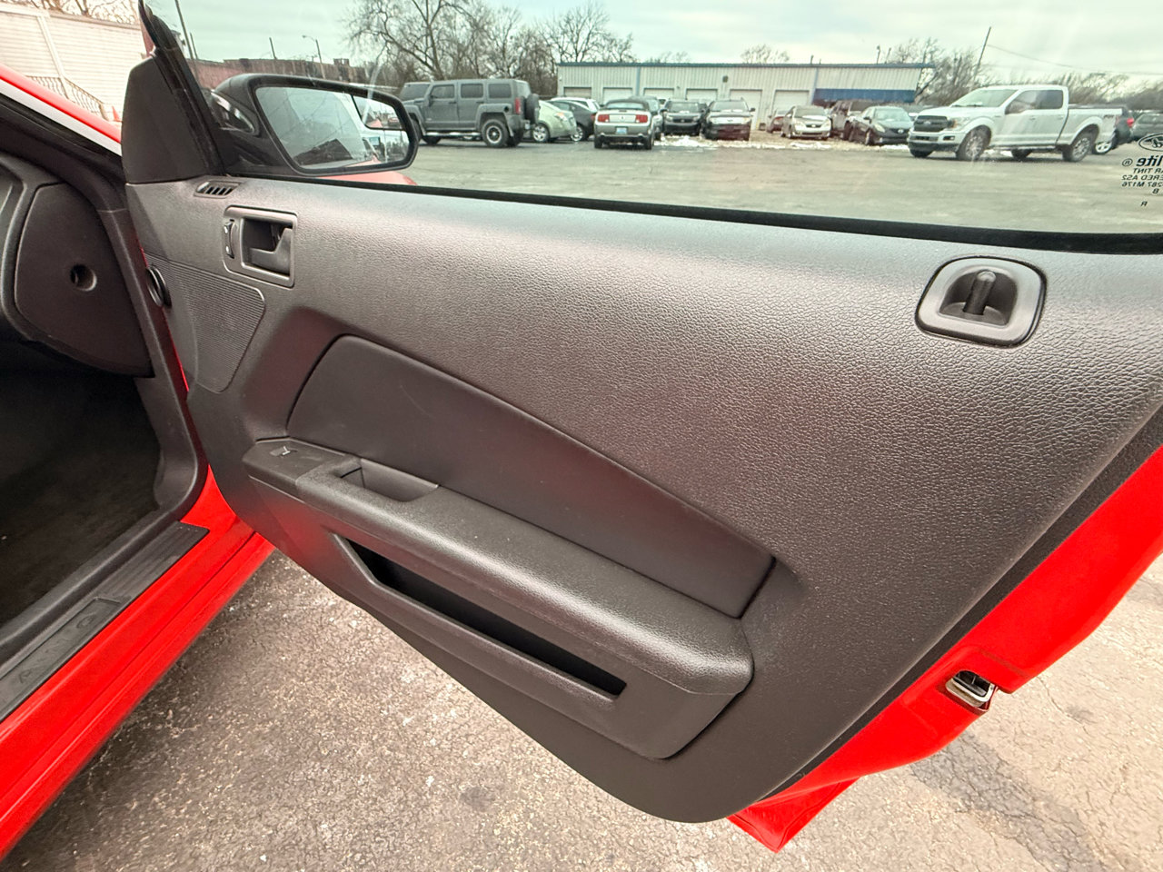 Used 2014 Ford Mustang Convertible image 11