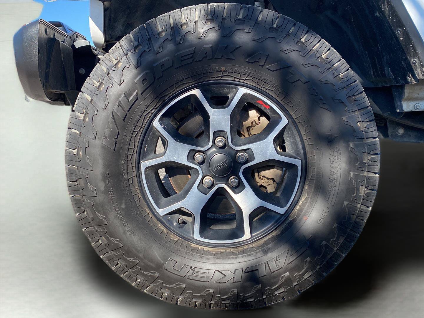 Used 2021 Jeep Wrangler Unlimited Rubicon AWD/4WD image 9