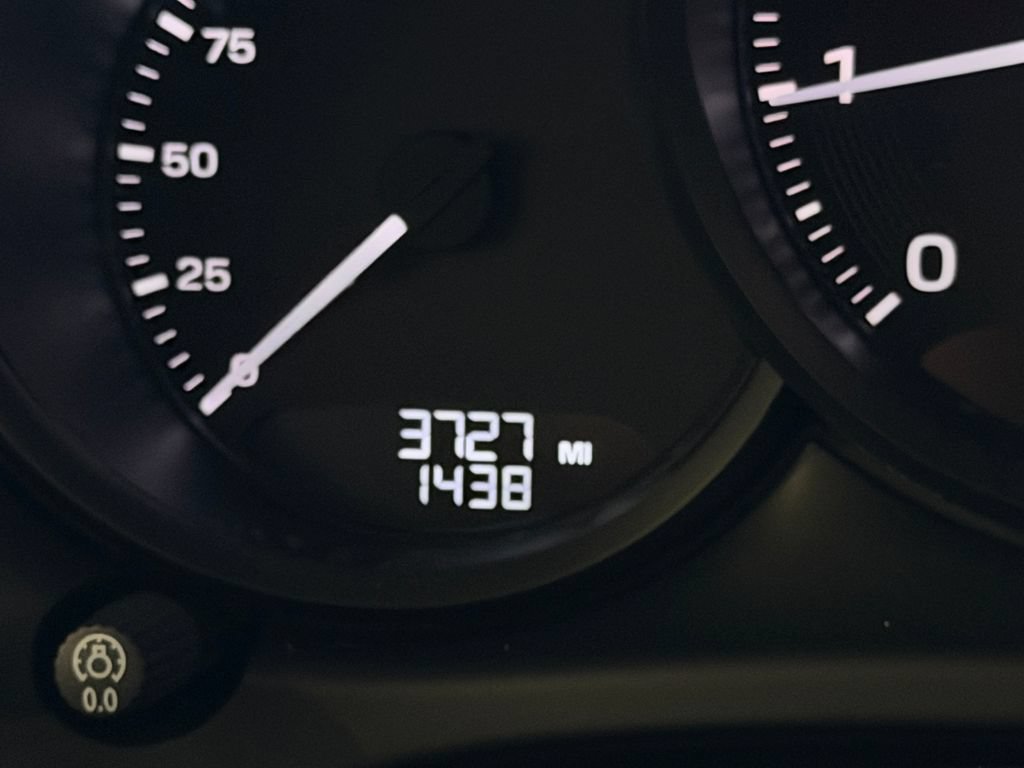 Used 2026 Porsche Macan AWD/4WD image 22