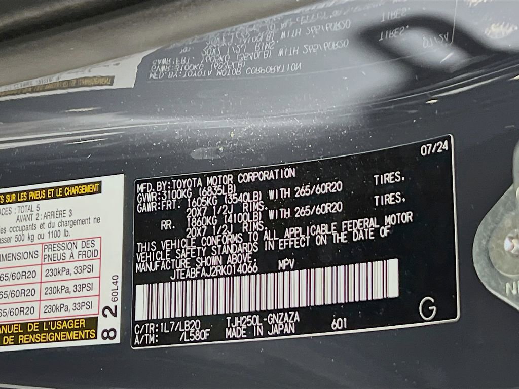 Used 2024 Toyota Land Cruiser w/ Premium Package image 30