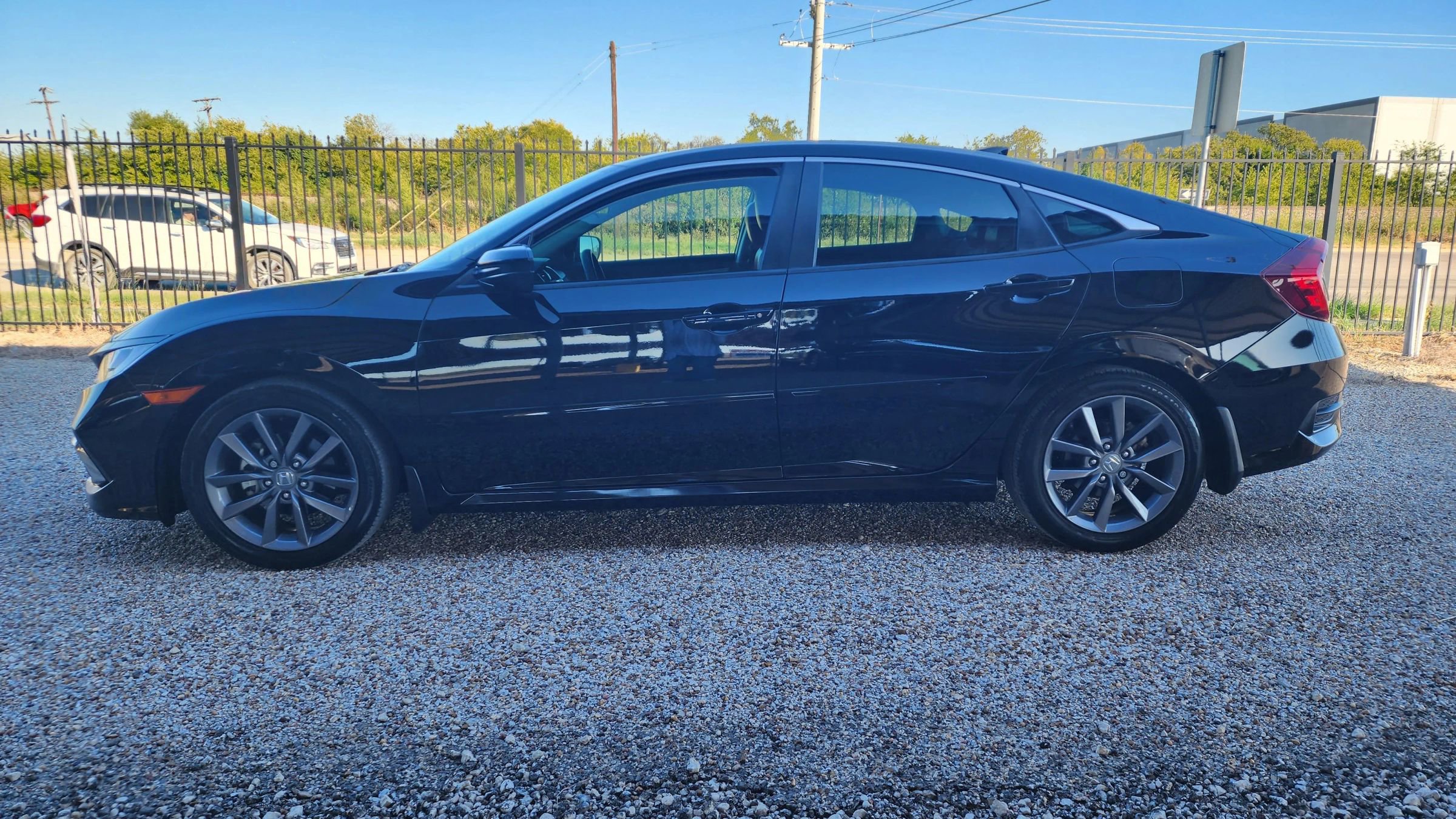 Used 2019 Honda Civic EX image 6