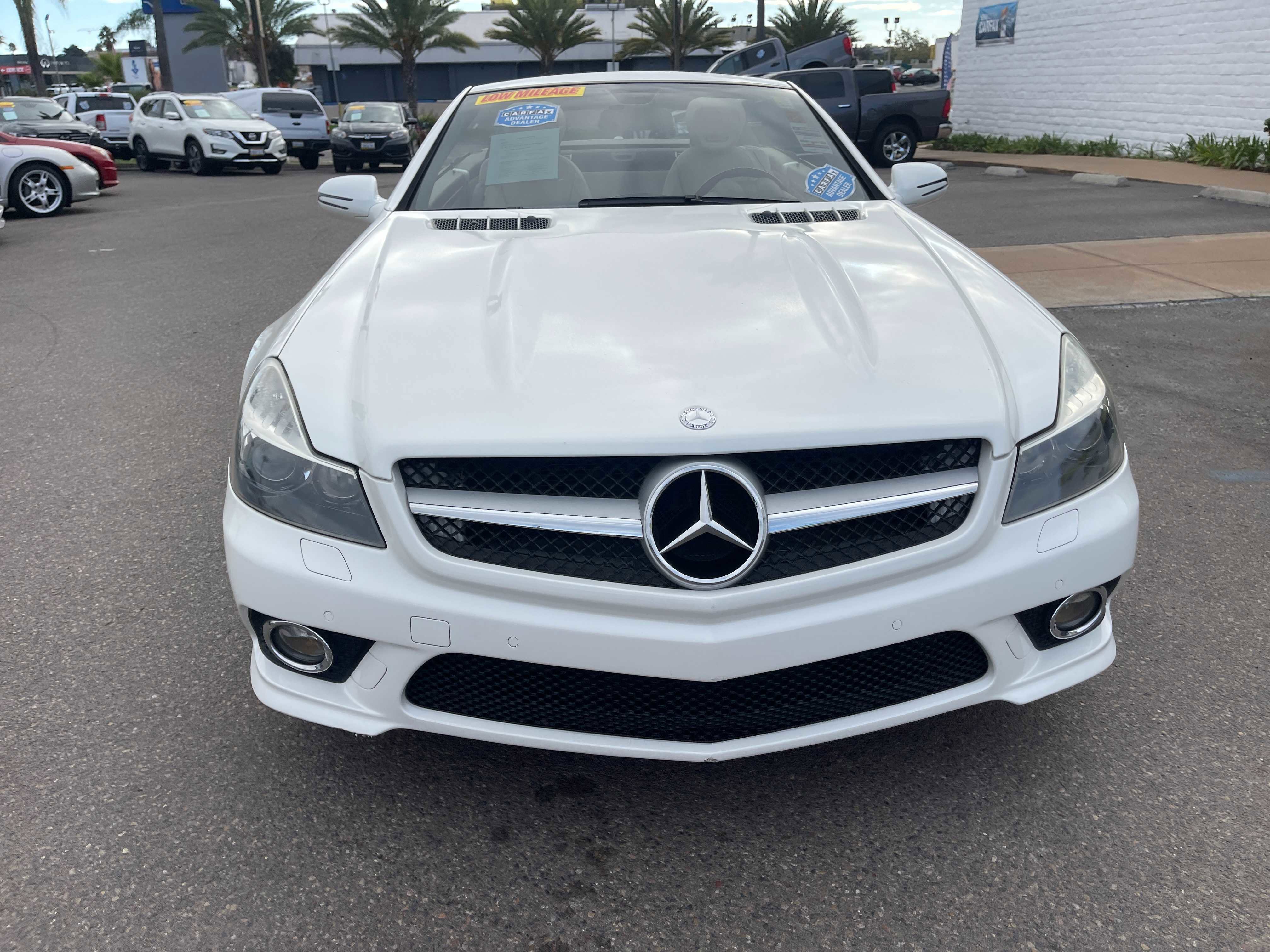 Used 2011 Mercedes-Benz SL 550 image 16
