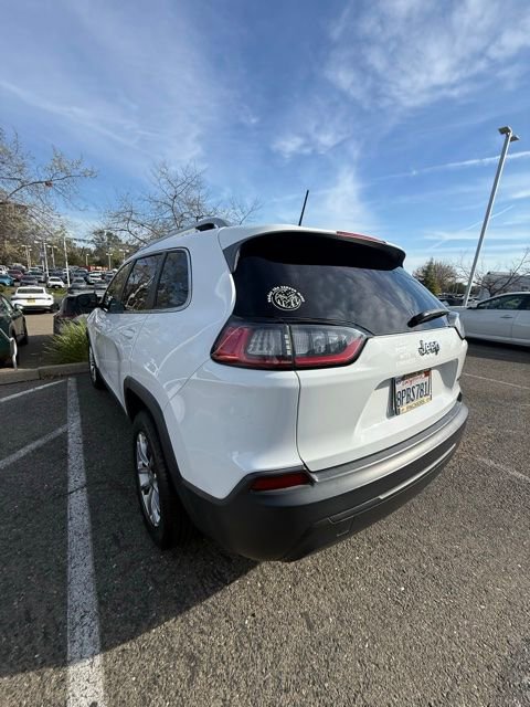 Used 2019 Jeep Cherokee Latitude Plus image 5