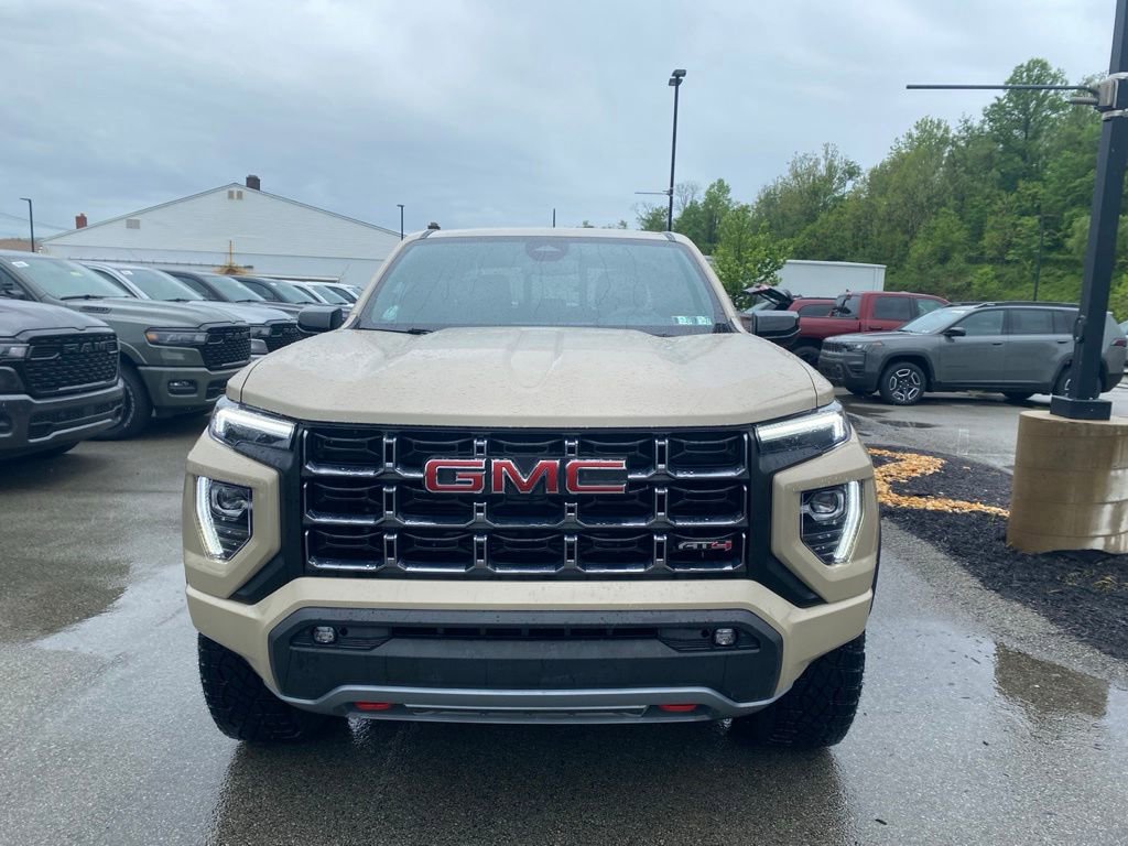 Used 2024 GMC Canyon AT4 w/ Canyon Safety Plus Package AWD/4WD image 6