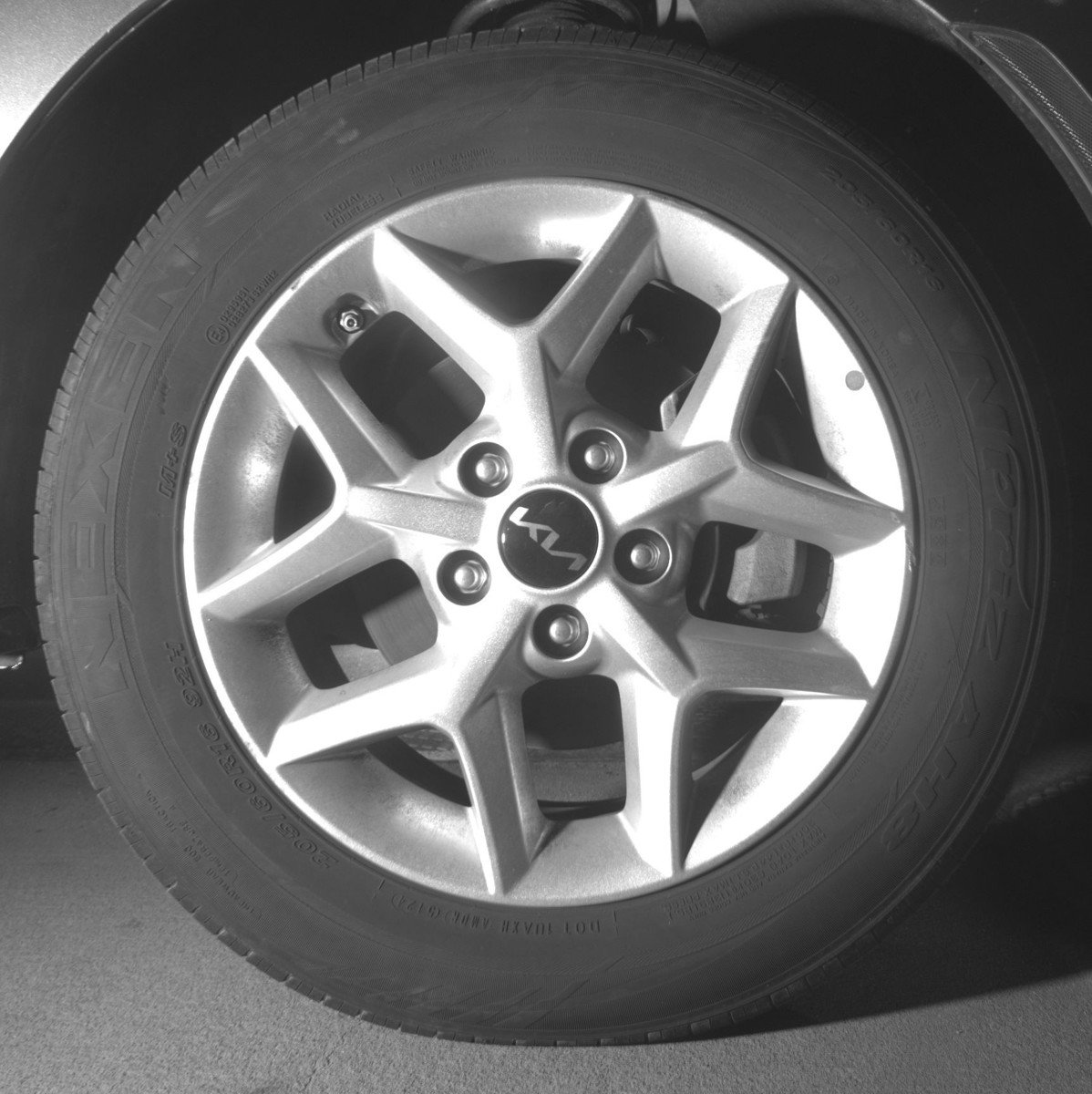 Used 2025 Kia Soul LX w/ LX Technology Package image 13