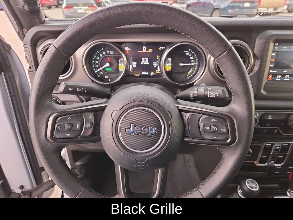 Used 2023 Jeep Wrangler Unlimited image 15