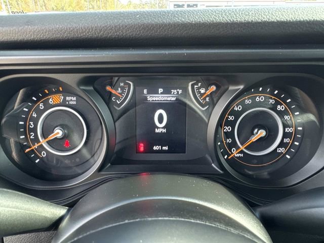 Used 2025 Jeep Wrangler Sport image 24