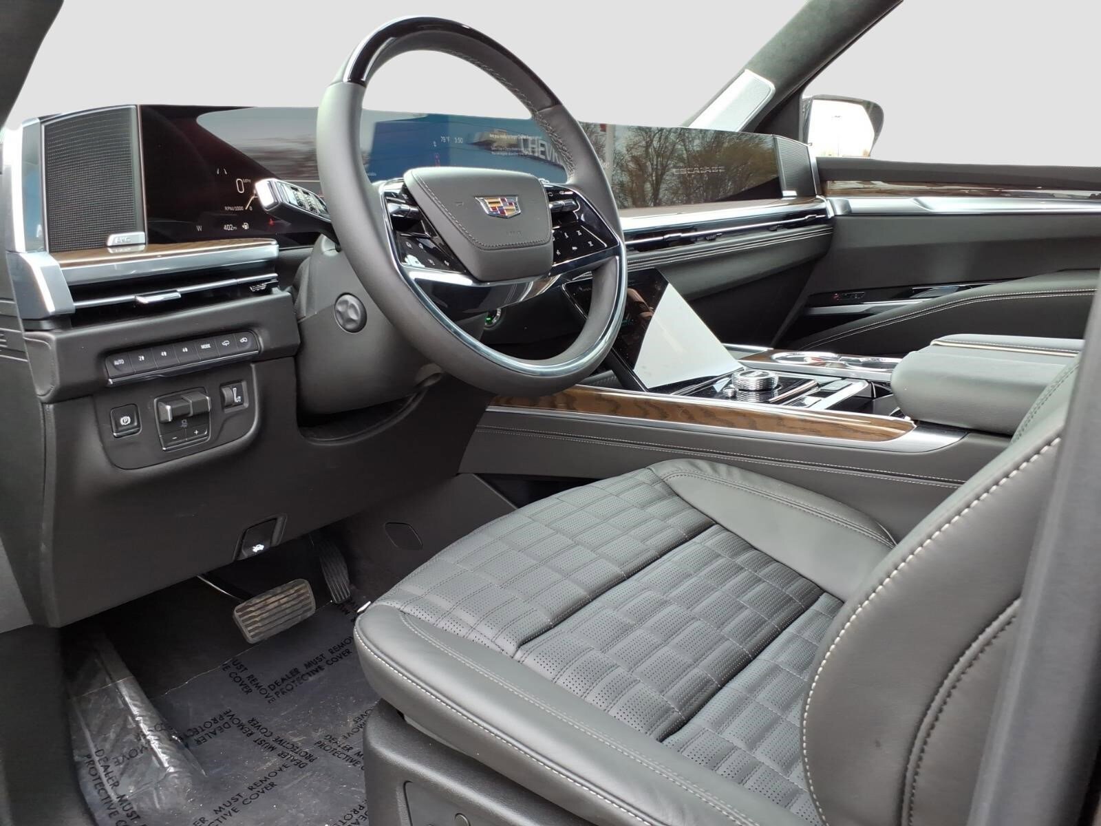 New 2026 Cadillac Escalade ESV Platinum Sport w/ LPO, Floor Liner Package image 13