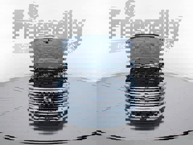 Used 2023 Ford F250 Lariat w/ Chrome Package image 39