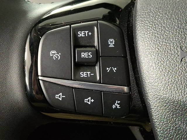 Used 2023 Ford Escape Platinum AWD/4WD image 19