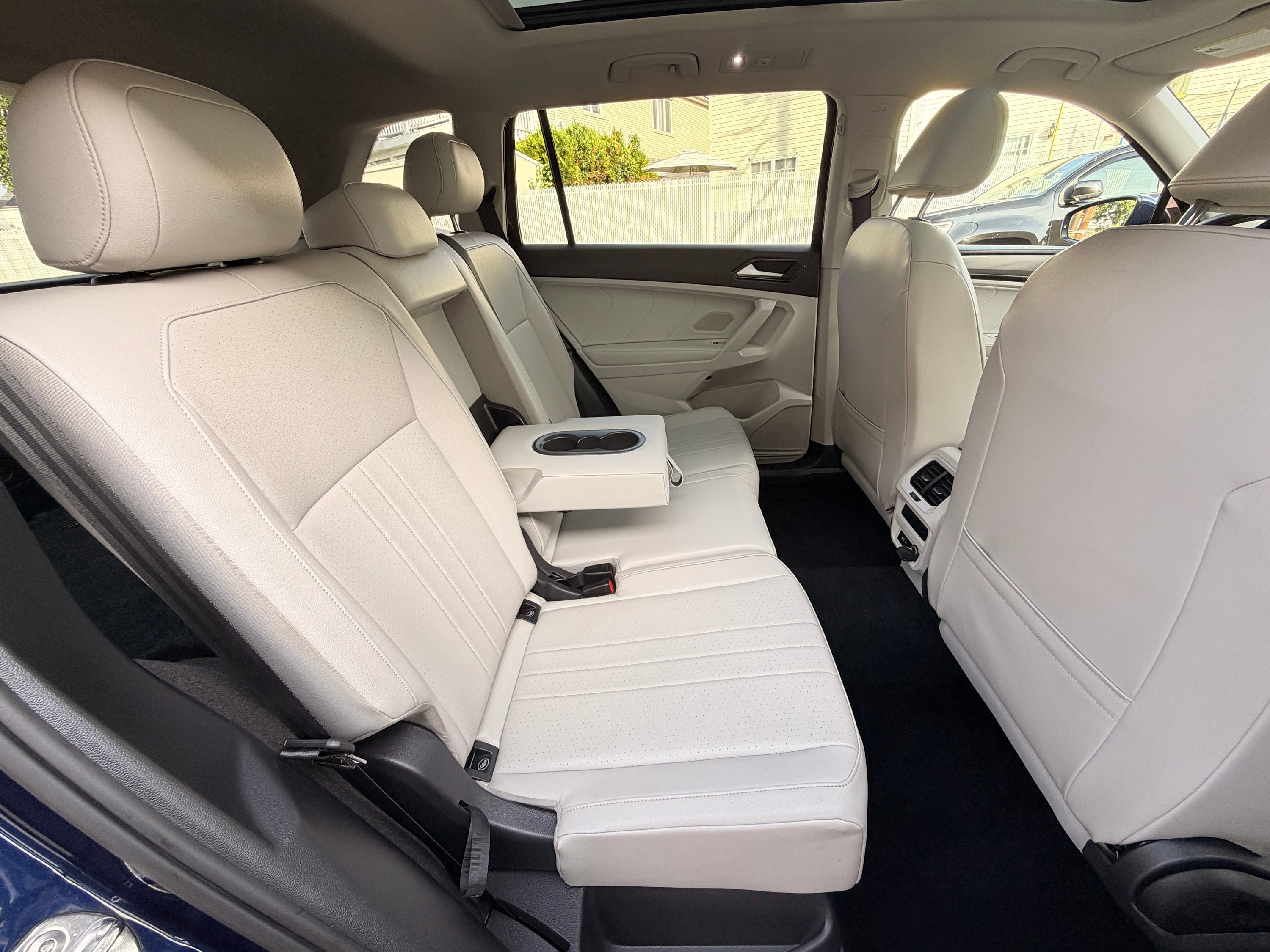 Used 2022 Volkswagen Tiguan SE AWD/4WD image 20