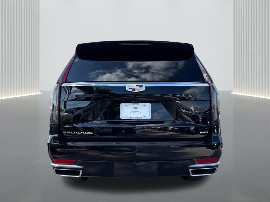 Used 2022 Cadillac Escalade Premium Luxury w/ Performance Package image 6