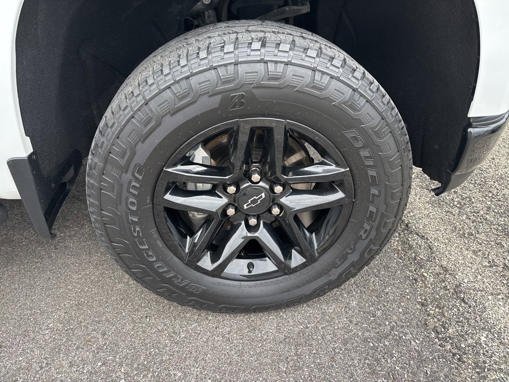 Used 2021 Chevrolet Silverado 1500 LT Trail Boss w/ Convenience Package II AWD/4WD image 13