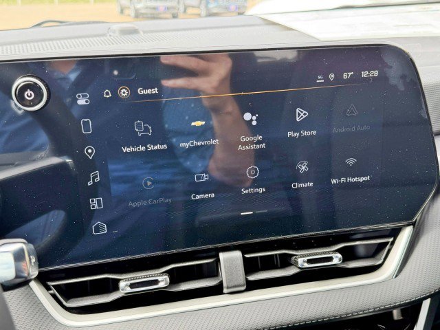 New 2026 Chevrolet Equinox LT w/ Convenience Package II image 21