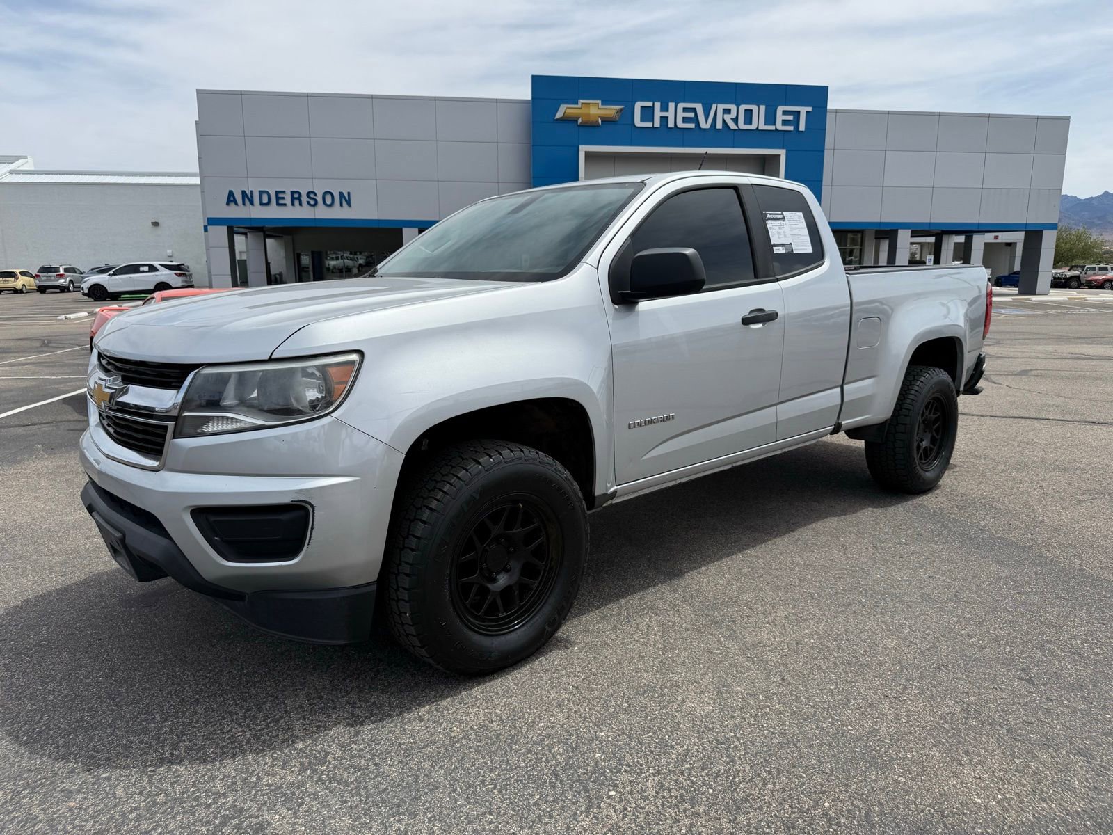 Used 2017 Chevrolet Colorado W/T w/ WT Convenience Package RWD image 1
