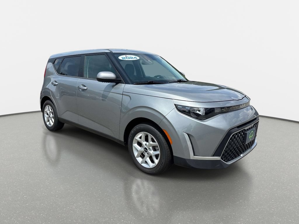 Used 2024 Kia Soul LX w/ Option Group 015 FWD video 2