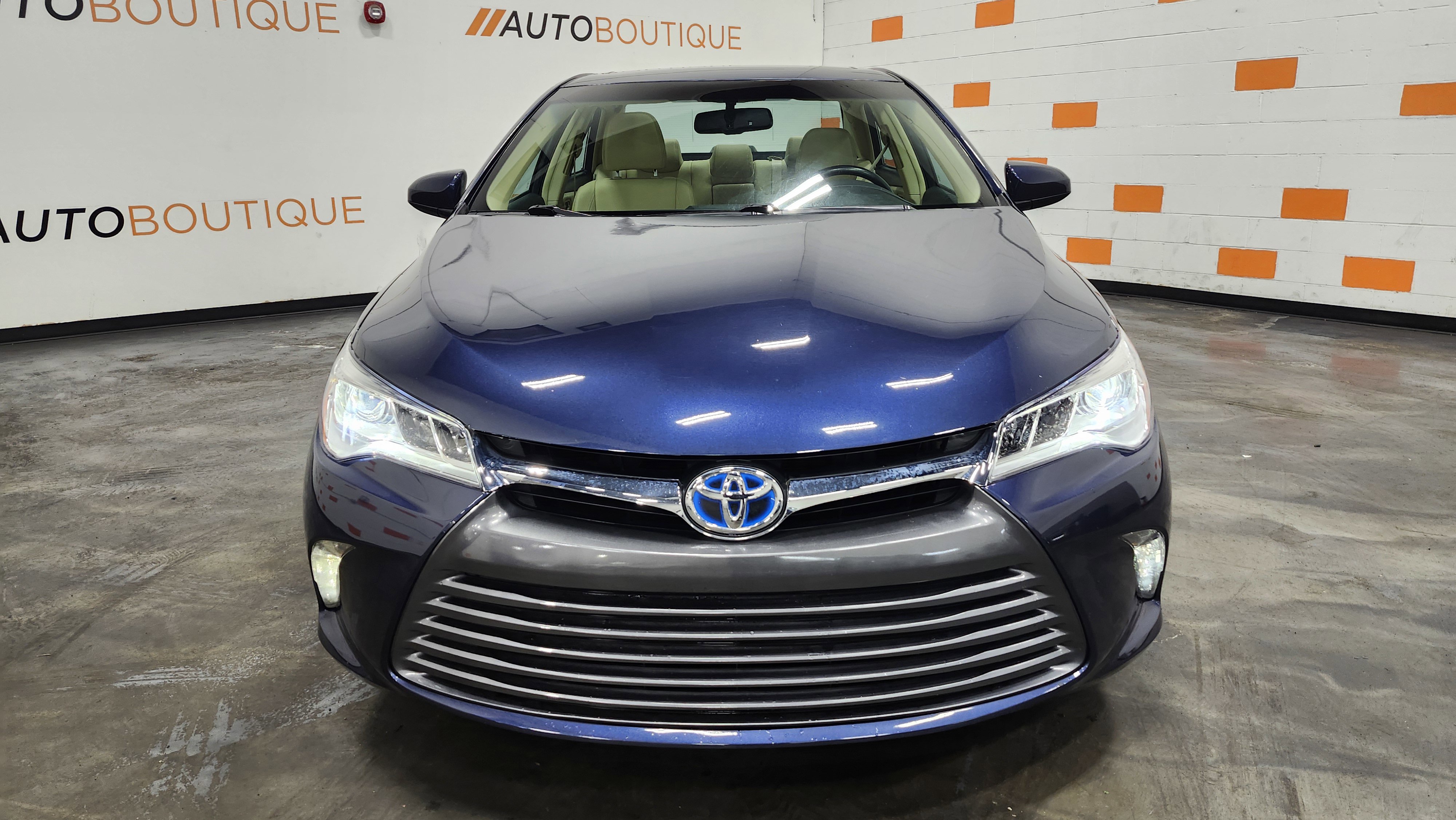 Used 2015 Toyota Camry XLE image 12