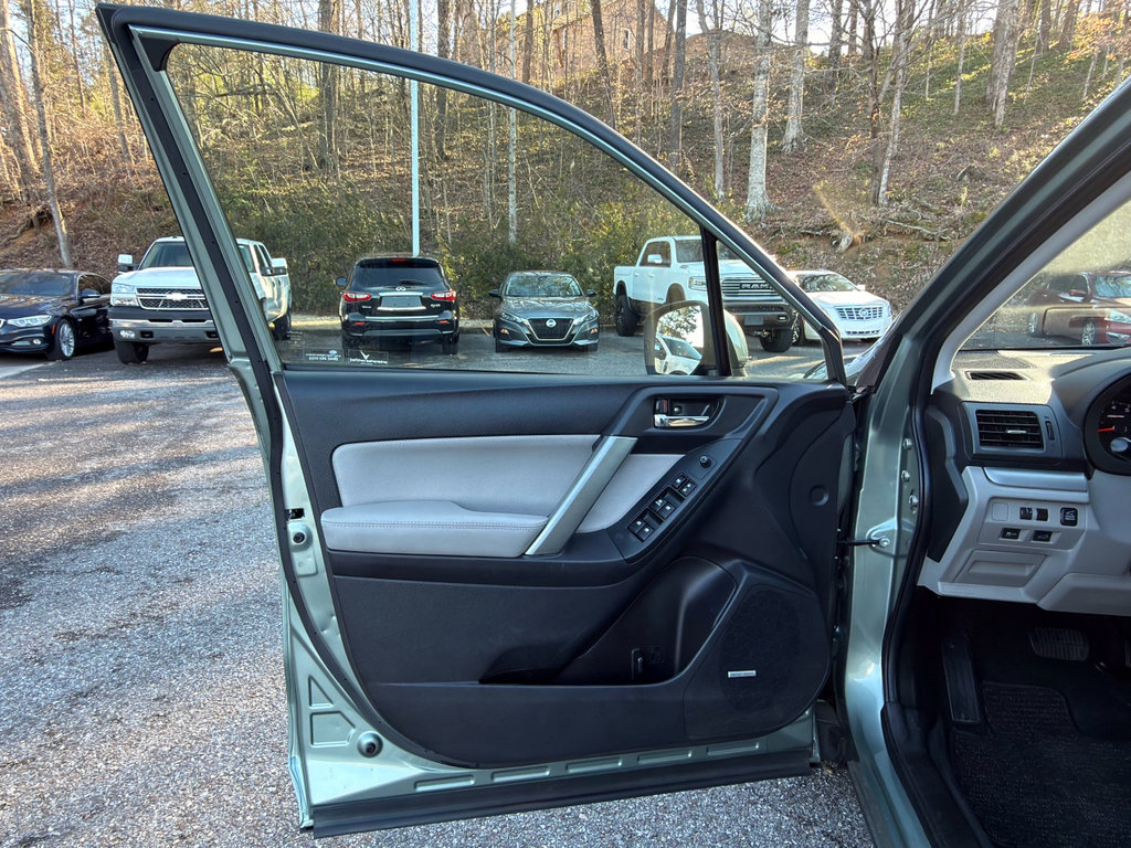 Used 2014 Subaru Forester 2.5i Touring image 10