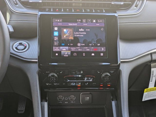 New 2025 Jeep Grand Cherokee Altitude image 16