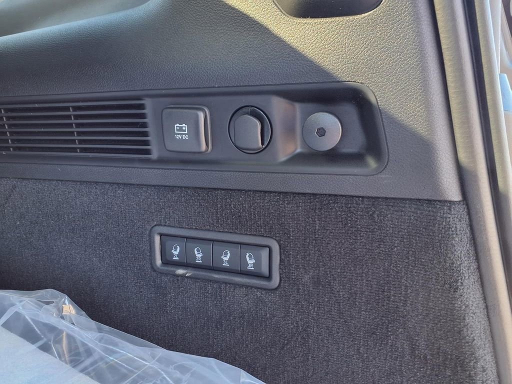 New 2026 Jeep Grand Wagoneer Summit w/ Rear Seat Video Group I image 29