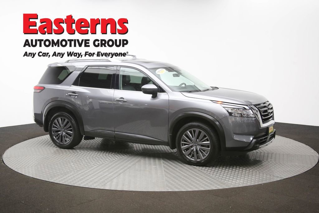 Used 2023 Nissan Pathfinder SL w/ SL Premium Package AWD/4WD image 49