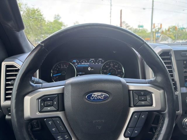 Used 2017 Ford F150 Platinum w/ Equipment Group 701A Luxury image 10