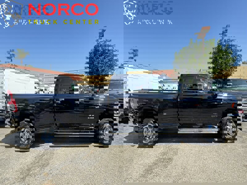 Used 2024 RAM 3500 Big Horn image 1