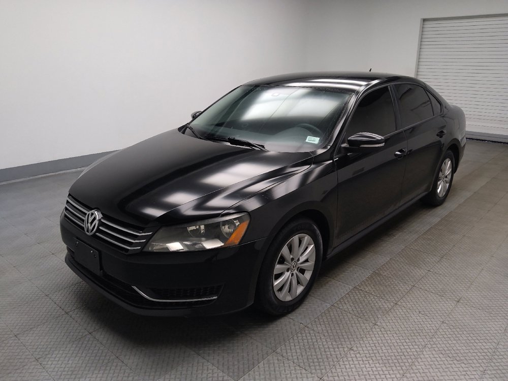 Used 2015 Volkswagen Passat 1.8T S FWD image 2