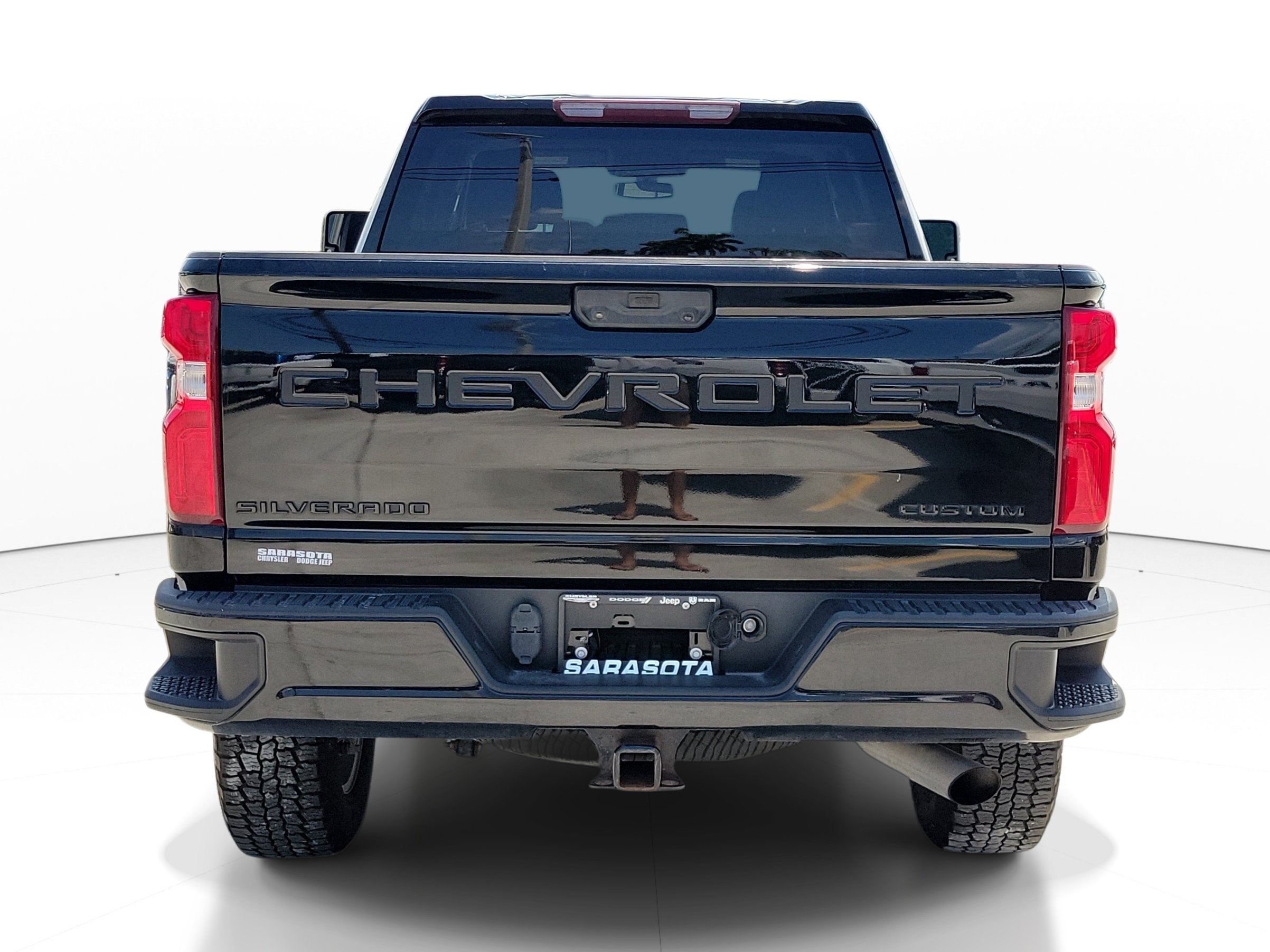 Used 2021 Chevrolet Silverado 2500 Custom w/ Custom Value Package AWD/4WD image 5