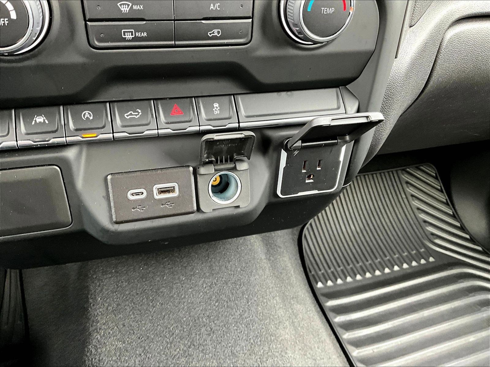 Used 2024 Chevrolet Silverado 1500 Custom w/ LPO, Dark Essentials Package AWD/4WD image 15