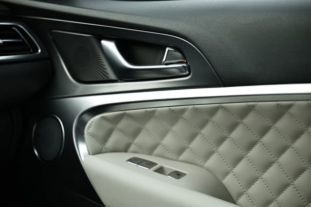 Used 2025 Genesis G70 3.3T Advanced w/ Sport Prestige Package image 39