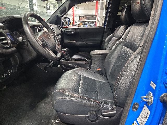 Used 2019 Toyota Tacoma TRD Pro AWD/4WD image 13