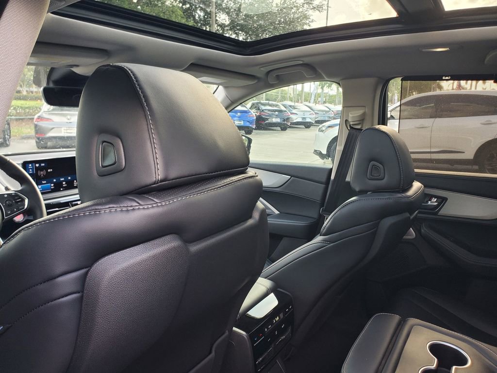 Used 2026 Acura MDX w/ Technology Package image 11