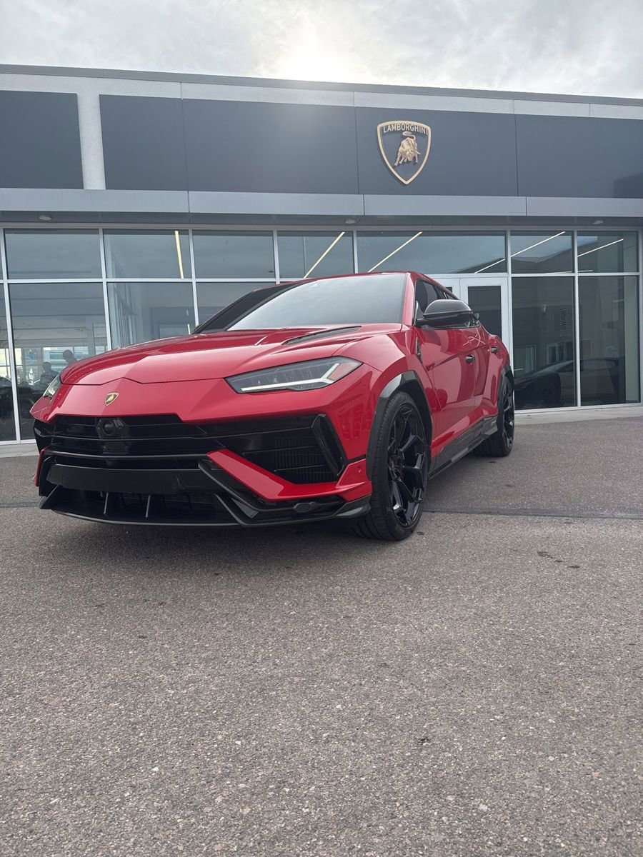 Used 2023 Lamborghini Urus Performante