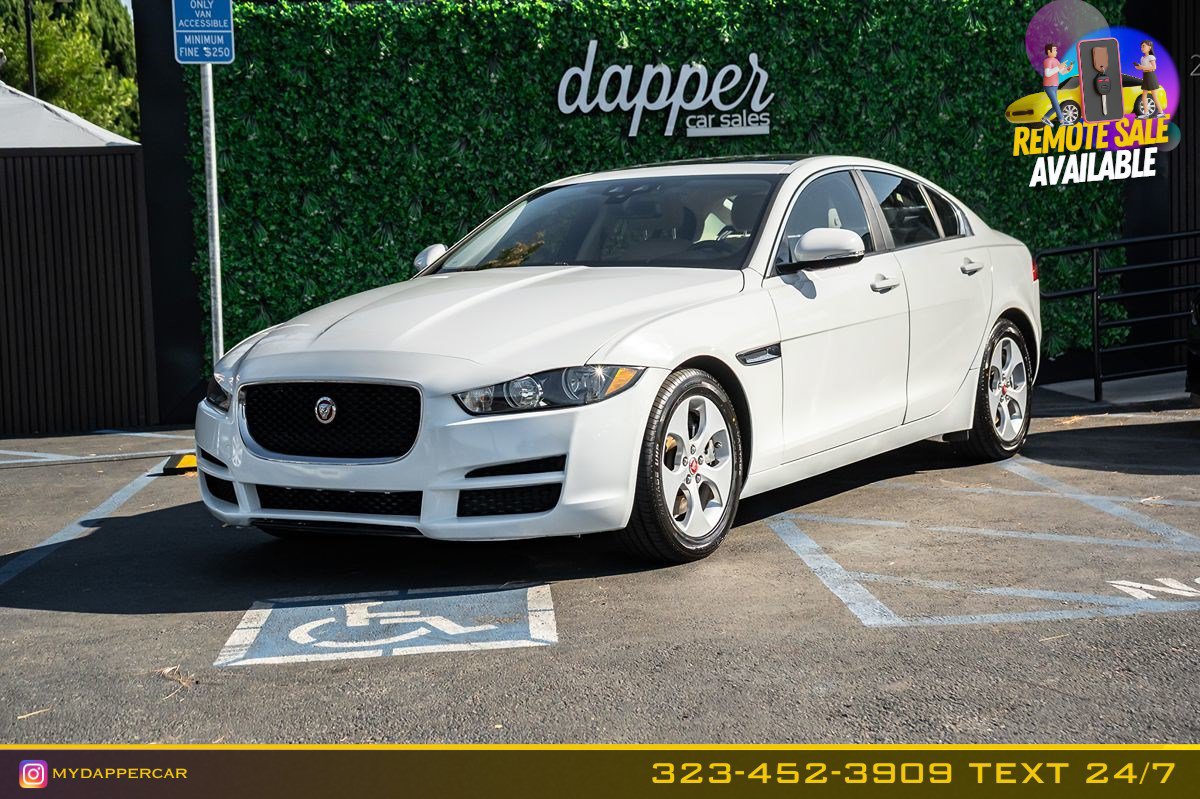 Used 2018 Jaguar XE RWD image 1